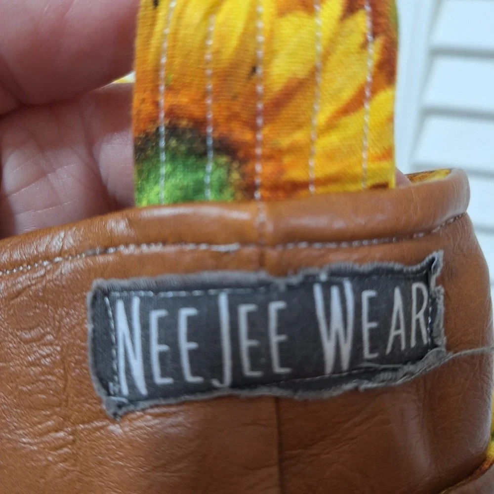 NeeJee Wear Crossbody Bag Purse Brown Sunflower Print Clutch Face Mask Handmade